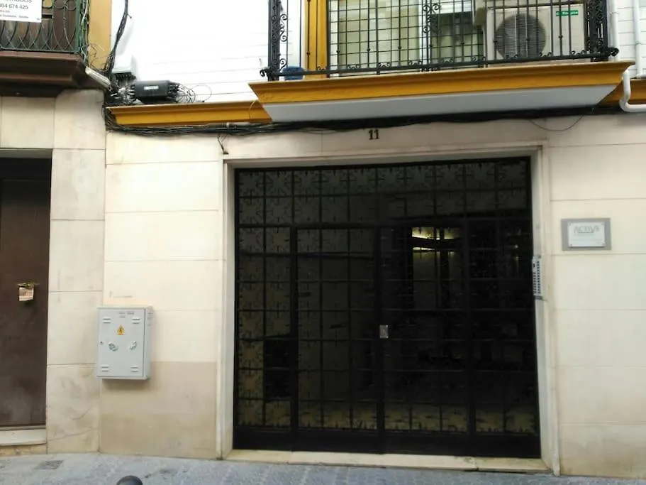 Wifi Aircon Central Apartament Seville Apartment